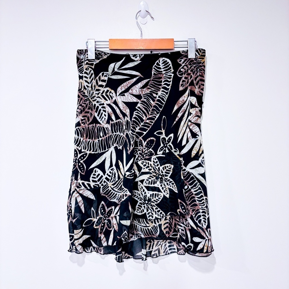 VAMP‎ Black floral skirt